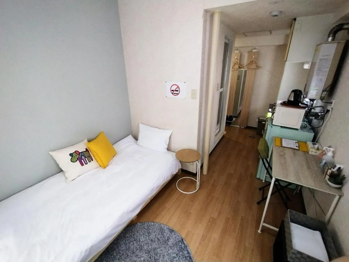 Luxes Hiroshima2F ラクセス ヒロシマ2F Apartment